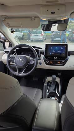 TOYOTA COROLLA 1.8 VVT-I HYBRID FLEX ALTIS PREMIUM CVT TOYOTA COROLLA 1.8 VVT-I HYBRID FLEX ALTIS PREMIUM CVT